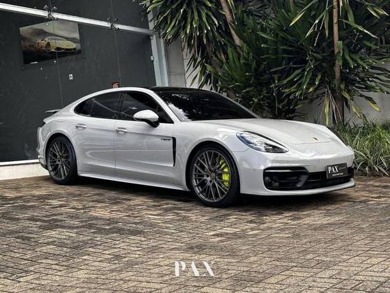 PORSCHE PANAMERA 2.9 V6 E-HYBRID 4 PLATINUM EDITION PDK